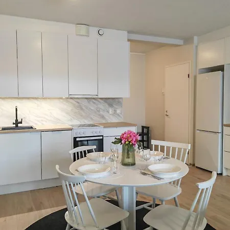 Nordic Nest 45m2 Sauna Parkkipaikka *