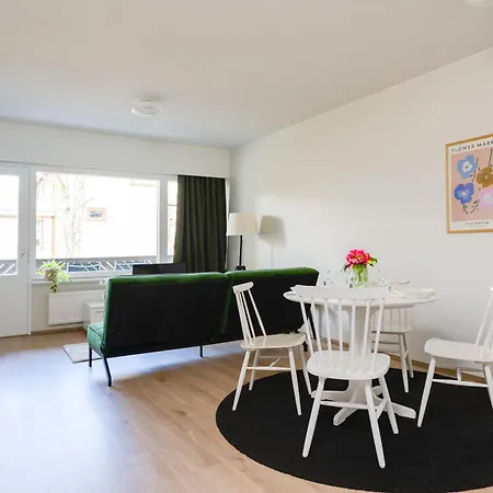 Nordic Nest 45m2 Sauna Parkkipaikka Apartment